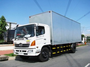 Xe HINO FC 6.4 Tấn thùng mui bạt thùng kín Giao Xe Toàn Quốc