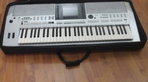 Đàn Organ Yamaha PSR S900