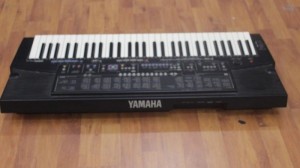 Đàn Organ Yamaha PSR410