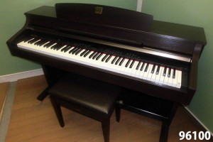 Piano Điện Yamaha CLP330