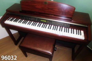Piano điện Yamaha CLP170M