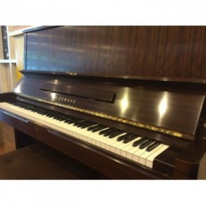 Đàn Piano cơ Yamaha U5H