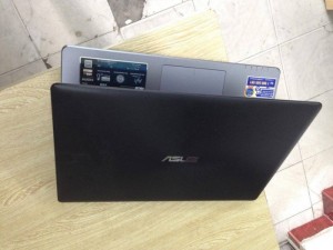 Bán Laptop Asus X450C coi3-3217u/ram 2g/ổ 500g/còn bh hãng dài 6 tháng nhé!máy nguyen tem hãng