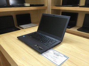 Sony Vaio Core i7-2620M, Ram 6GB , HDD 500GB, Màn Hình Mỏng.