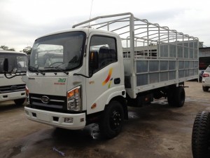 Xe tải Veam VT260, tải trọng 2 tấn, thùng siêu dài 6M, máy Hyundai