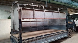 Xe tải KIA K3000S 1,8T Thùng Lững + Mui Bạc
