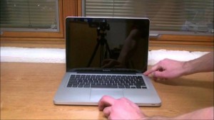 Macbook pro 15.4 inch ( 120ssd + 500gb /8gb ) intel core i5 | Ram: 8gb