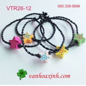 Vòng tay may mắn đính sao gỗ màu