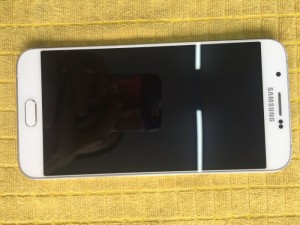 Samsung A8 - màu trắng