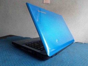 Lenovo ideapad z470 – Core i3 2330M, vỏ xanh như mới, không vết xước