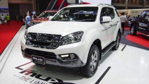 Isuzu 7 chỗ nhập khẩu, số tự động, giá tốt