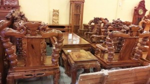 Bộ bàn ghế gỗ hương chạm Trúc 13 món
