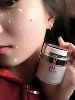 Kem dưỡng trang .chống năng 100% thiên nhiên
