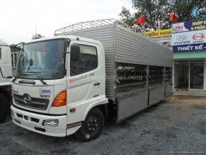 Bán xe chở Gà lồng Hino FC thùng chở gà 5 tấn, Xe và thùng có sẵn, giao ngay