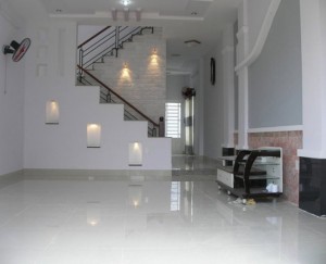 Cho thuê nhà mặt phố đường Nguyễn Thị Thập, P.Tân Quy, Quận 7, DT: 6x20m, diện tích: 120m2, 1 lầu