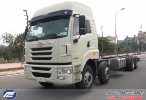 Ngoại thất xe Faw 4 chân