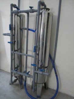 thiết bị lọc nước quy mô hộ gia đình với 2 bình giá 3 triệu