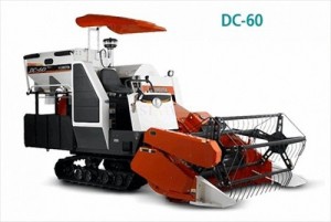 Máy gặt đập liên hợp Kubota DC-60.