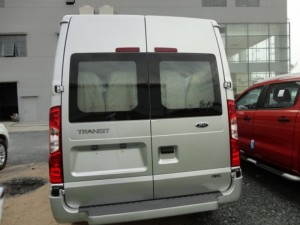 Mẫu xe chở khách cở nhỏ thông dụng trên các cung đường Việt Nam | Ford Transit Mid - Lựa chọn xe 16 chổ tốt nhất | Trung Hải - 0966877768 (24/24) sẵn sàng tư vấn mua xe 16 chỗ Ford Transits ngay cho bạn