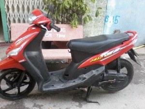 xe bánh mân thắng đĩa nước sơn zin , xe ít sd máy còn ẹm xe nhỏ gọn zin giá rẻ 6tr4