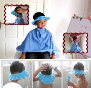 Mũ chắn nước vào mắt cho bé