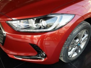 Mâm đúc hợp kim, có cảnh báo áp suất lốp