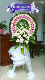 Vòng hoa tang lễ phúng điếu TL020