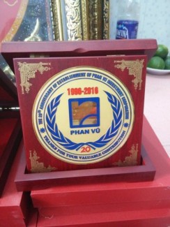 Nhận làm hộp quà tặng in hình logo công ty tai TP Hồ Chí Minh