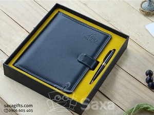 Bộ giftset văn phòng in logo gồm sổ da và bút ký kim loại – BVP012