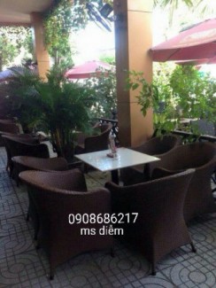 Bàn ghế cao cấp tồn kho cần thanh lý