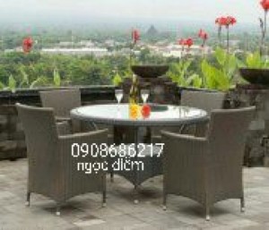 Bàn ghế cao cấp tồn kho cần thanh lý