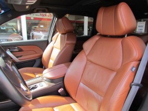 Acura MDX 2011 màu trắng
