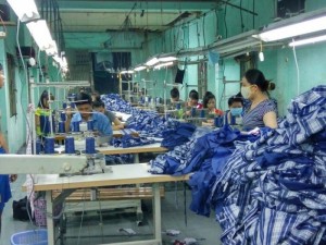 Xưởng may Gia công Trang Trần với thế mạnh chuyên thời trang trẻ em cao cấp | Xưởng may gia công Trang Trần luôn trú trọng đẩy mạnh và cải tiến công nghệ, thiết bị máy móc cũng như tay nghề của các công nhân mang đến những bộ quần áo trẻ em với đường may chắc chắn và cẩn thận nhất.