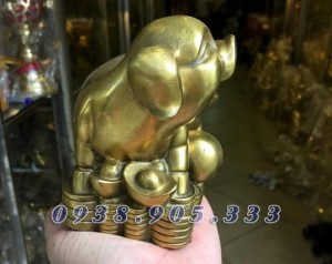 Tượng heo đồng phong thủy ngồi tiền,bộ quà tặng 12 con giáp giá rẻ tại Sài Gòn