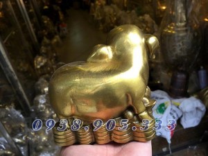 Tượng heo đồng phong thủy ngồi tiền,bộ quà tặng 12 con giáp giá rẻ tại Sài Gòn