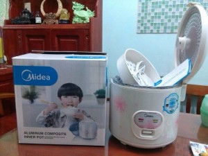 Nồi cơm điện Midea 18SW