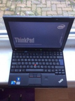 Lenovo thinkpad X201, mini doanh nhân, mới về máy đẹp.