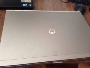 Hp elitebook 8460p zin, đẹp, mới core i5.