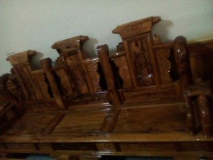 Bộ bàn ghế bách xanh