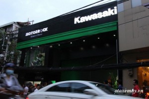 Cần Thuê Nhà Làm Showroom Oto BMW Ở Tp.HCM