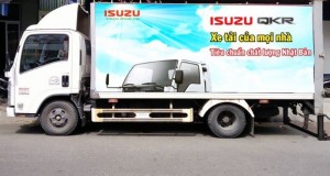 Cần bán xe tải mui phủ ISUZU. Xe ít chạy nên rất mới. Xe có tải nâng, thùng kín, có điều hòa, đầu DVD đầy đủ