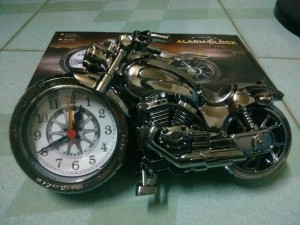 Đồng hồ để bàn xe phân khối lớn moto