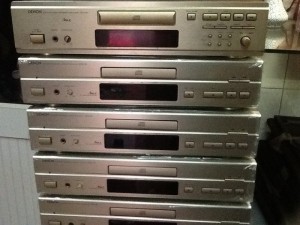 Bán chuyên CD denon 735 hàng bãi ,mới đẹp tuyển chọn