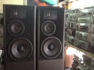 Bán chuyên Loa jbl lx 60hàng bãi tuyễn chọn...