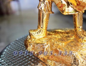 Tượng Trần Hưng Đạo mạ vàng cao 25cm để bàn làm việc