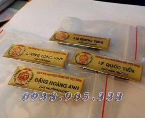 Thẻ Cài Ngực nhân viên văn phòng , Thẻ Tên, Thẻ Nhân Viên, bằng đồng