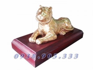 Tượng hổ bằng đồng cao 16cm, tượng phong thủy cho người thiếu Mộc