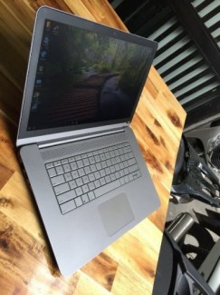 Laptop Vizio, hàng mỹ, i7 3610Qm, 8G, 1T, vga...