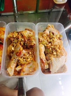 Gà Tây Ninh ướp muối ớt
