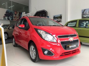 Trang bị: Động cơ 1.2 L số sàn 5 cấp.
Đèn sương mù, đèn pha lớn, cánh gió sau thể thao, giá nóc tiện dụng cho chuyến du lịch của bạn.